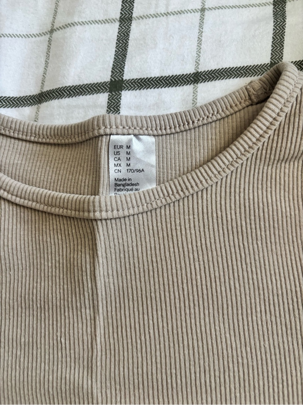 H&M Baby Tee - Picture 2 of 3